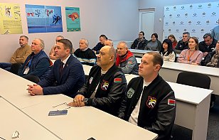 Коллектив хоккейного клуба «Гомель» присоединился к просмотру Всебелорусского народного собранию