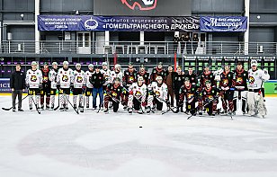 «Гомель» закрыл сезон 2025/2026 шоу-матчем и встречей с болельщиками