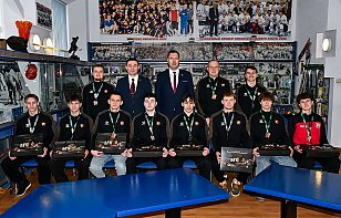 В гомельском Ледовом дворце прошло чествование игроков и тренеров команды высшей лиги по хоккею на траве ХК «Гомель»