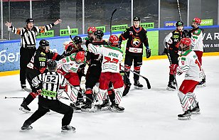 Betera-Высшая лига. Плей-офф: «Рыси» уступают юниорской сборной Беларуси со счетом 1:2 и завершают сезон