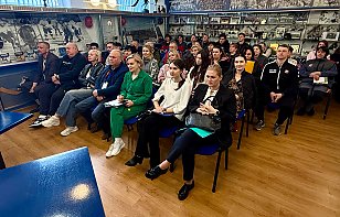 Единый день информирования прошел в хоккейном клубе «Гомель»