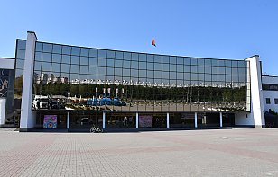 Изменения в режиме работы ледового дворца спорта, касс и настольного тенниса