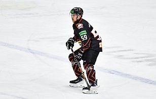 Дмитрий Иванчиков: Идем вместе, плечом к плечу, неважно, хорошие моменты или плохие. Всегда подбадриваем коллектив