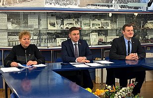 В ГУ «Хоккейный клуб «Гомель» состоялось собрание молодых сотрудников учреждения по вопросу создания ячейки БРСМ