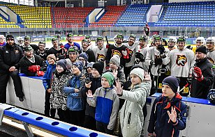 Хоккейный клуб «Гомель» принял участие в проекте «Календарь семейных профессий»